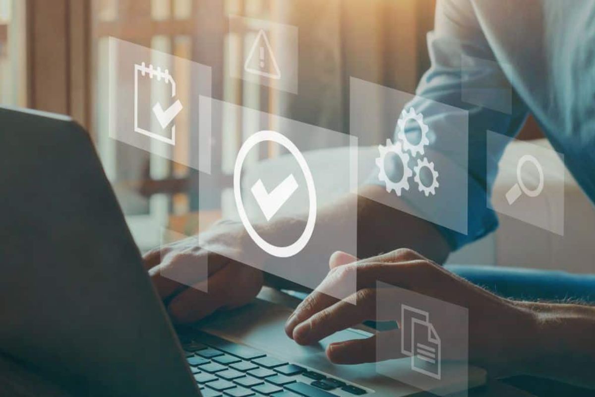 Nghề Tester là gì? Công việc làm gì và lương bao nhiêu?